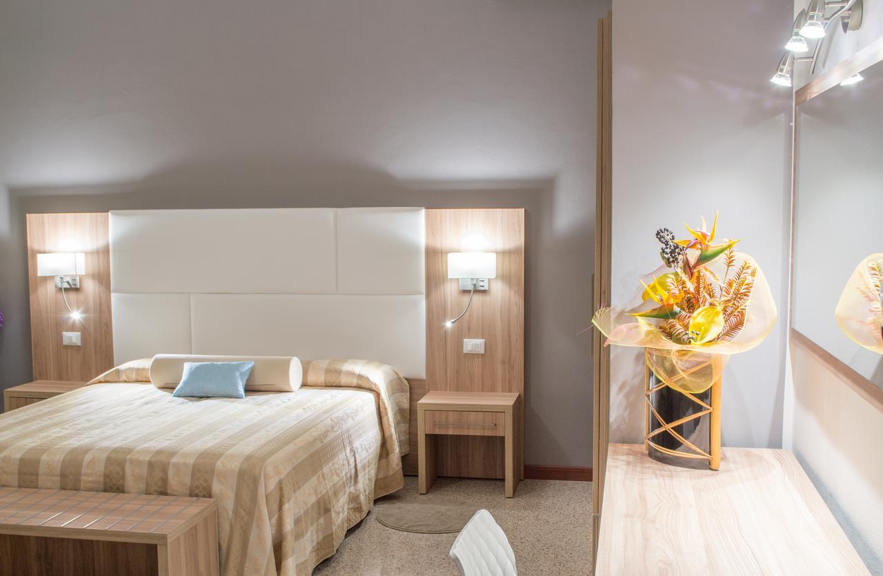 Hotel Solmar Каттолика Экстерьер фото